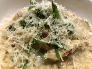 Creamy Chicken and Bacon Fettuccine 08